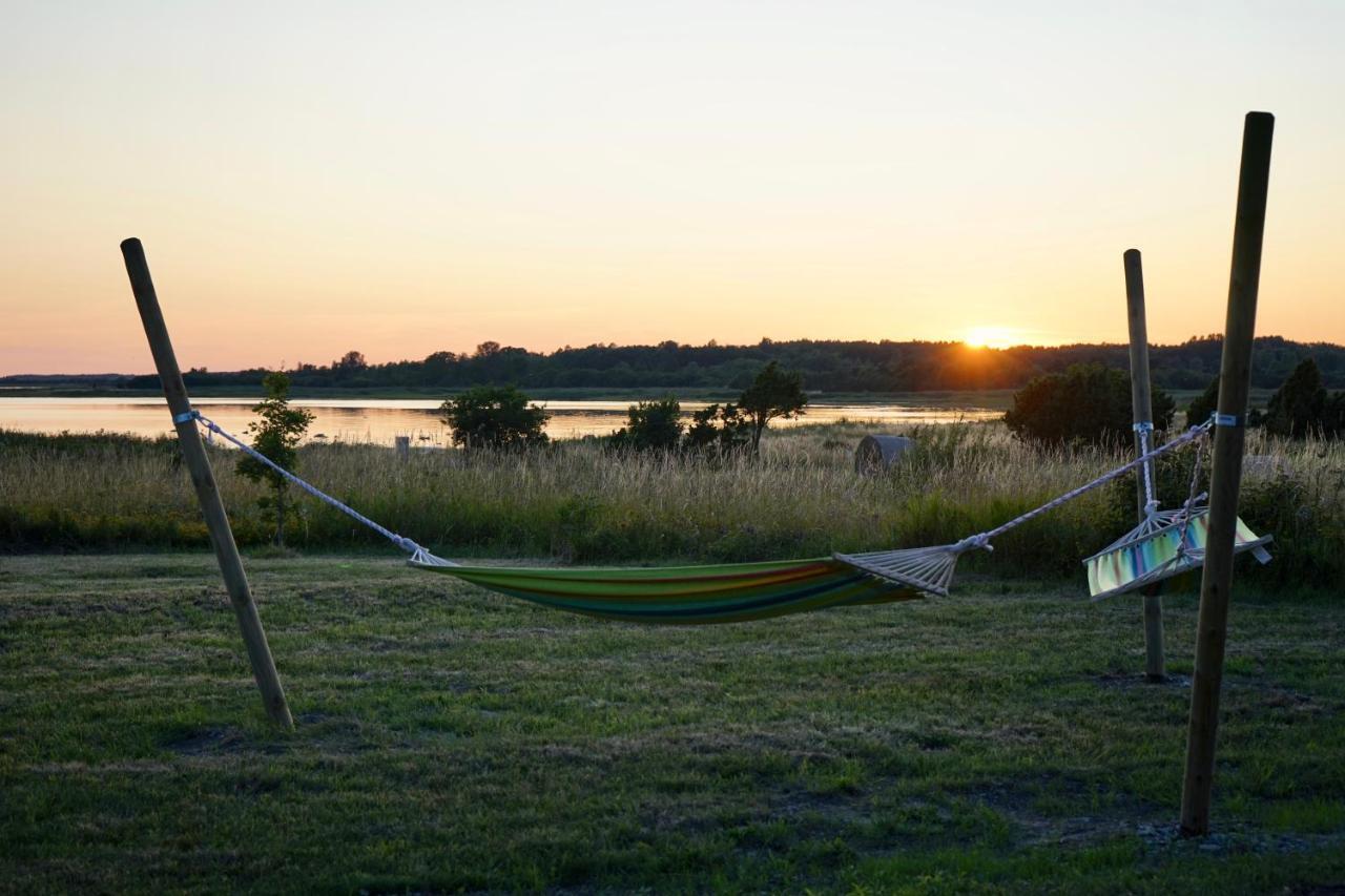 Hotel Saare Glamping Salme Exteriér fotografie